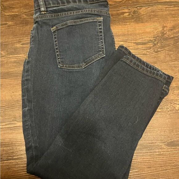 Buy 1 get 1 50% off EUC CHAPS Petite skinny jeans - Picture 3 of 3